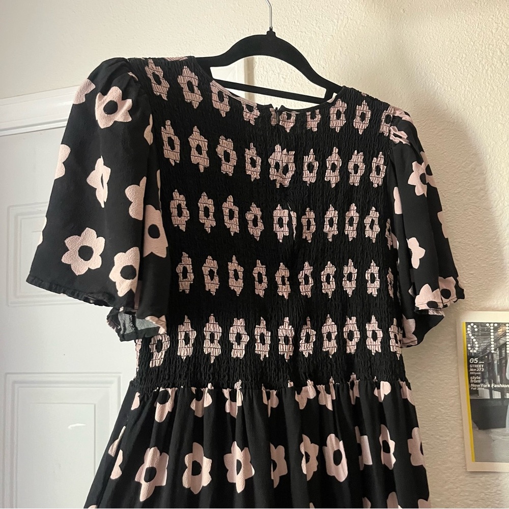 KITRI black pink floral smocked tiered short sleeve maxi dress - Picture 5 of 8